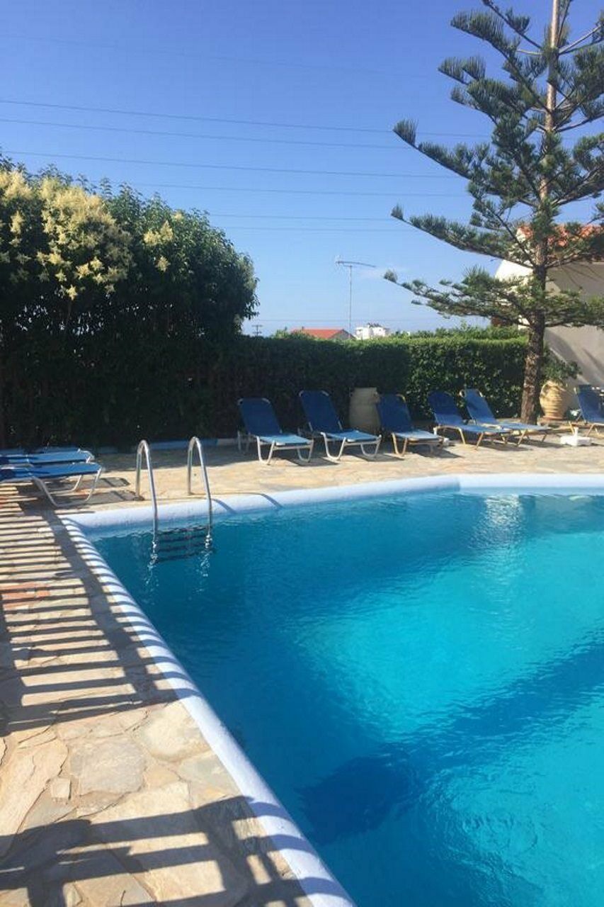 Ceratonia Apartment Malia Exterior foto